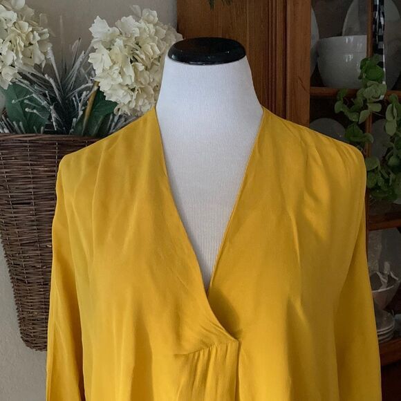Zara Woman Oversized Mustard Yellow V-Neck Three Quarter Sleeves Size Small - Picture 1 of 10